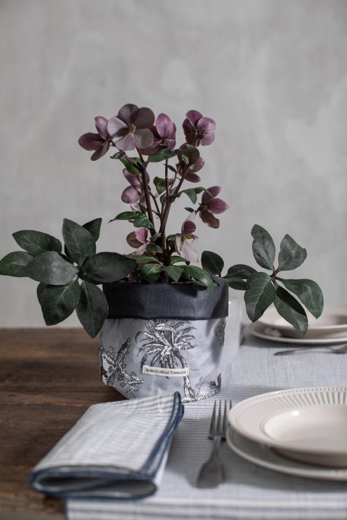 Stainproof Bread Basket 2