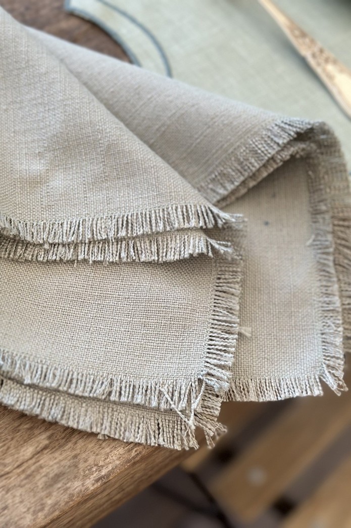 Evelina Linen Napkin 2