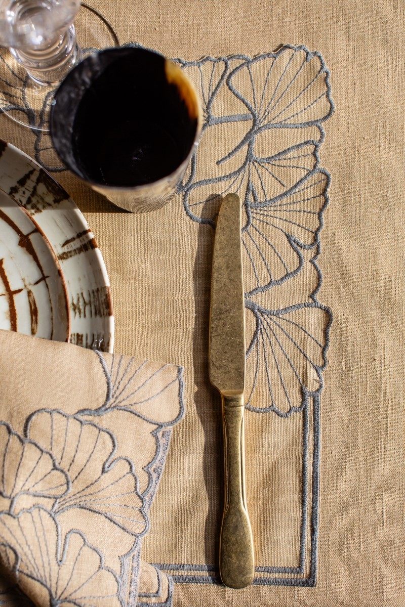 Tovaglietta Ginkgo in Lino Antimacchia