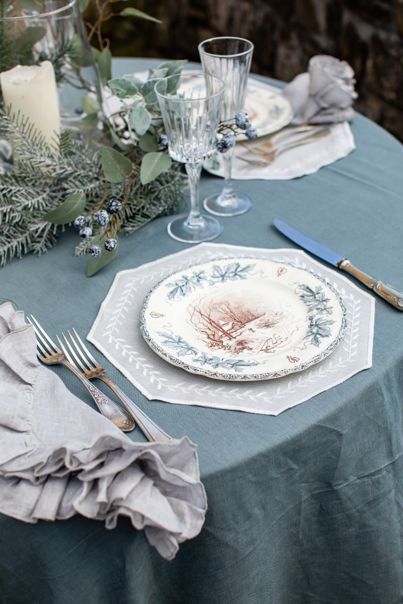 Lauro Placemat in Stain Resistant Linen