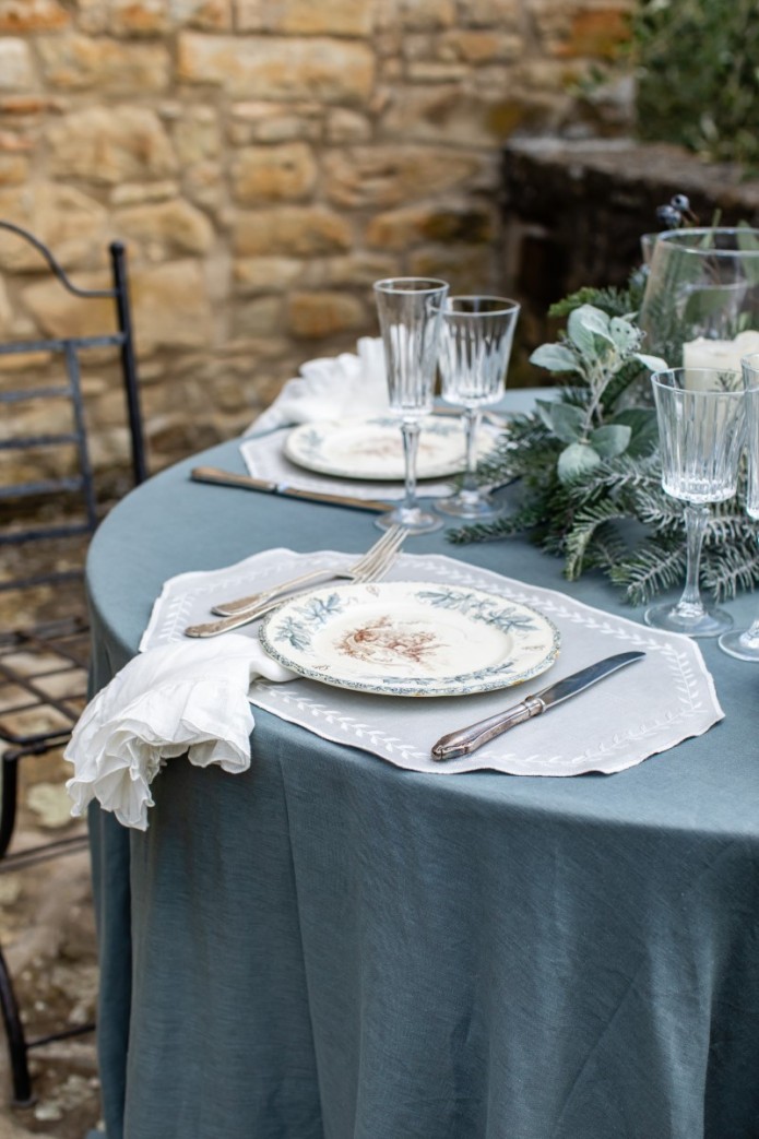 Lauro Placemat in Stain Resistant Linen 2