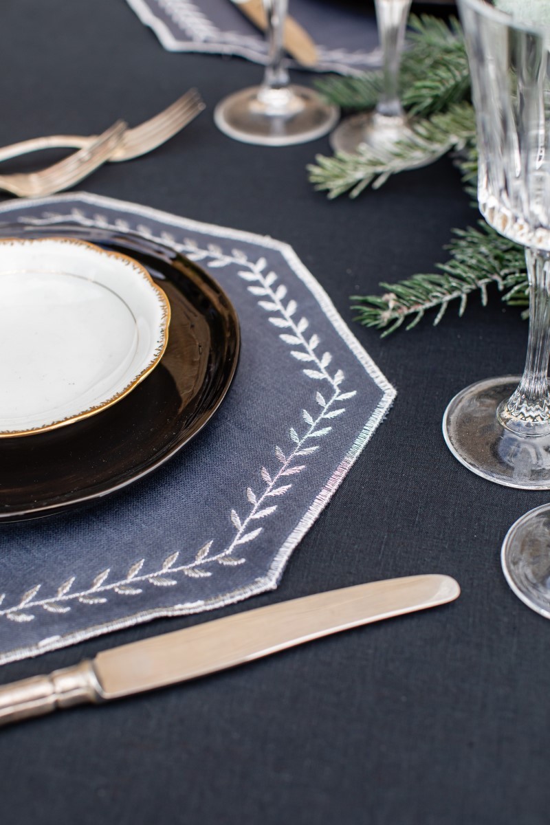 Lauro Placemat in Stain Resistant Linen