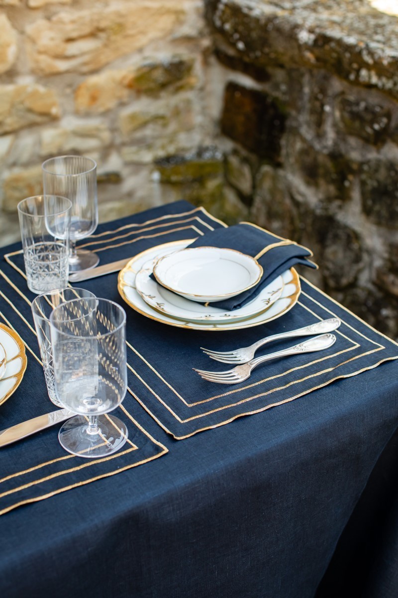 Linen Sfogliatella Placemat