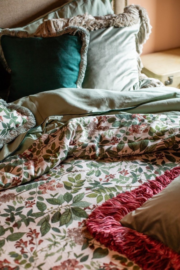 Pure Reversible Bedspread in Linen/Cotton 2