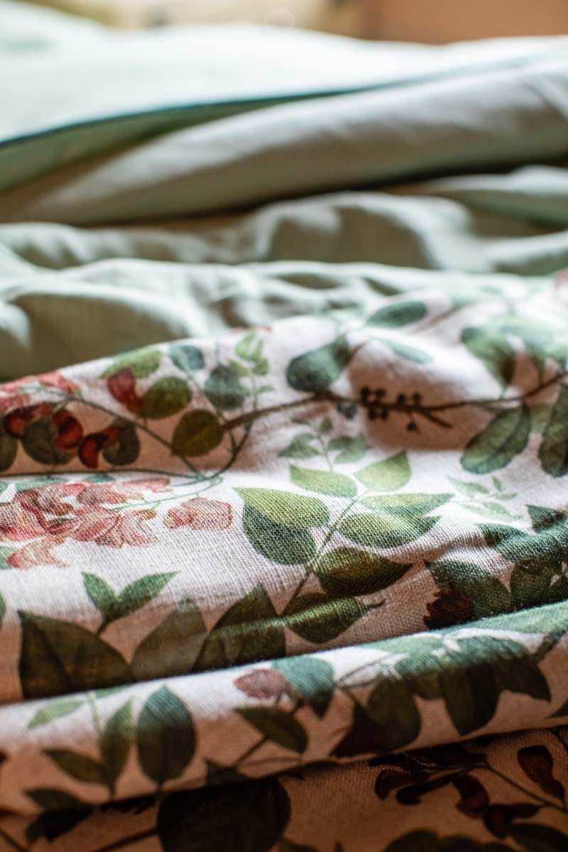 Pure Reversible Bedspread in Linen/Cotton