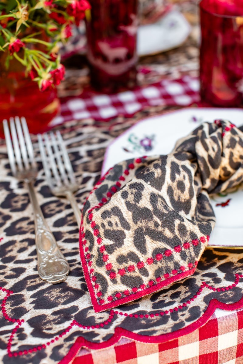 Letizia Napkin in Viscose Linen