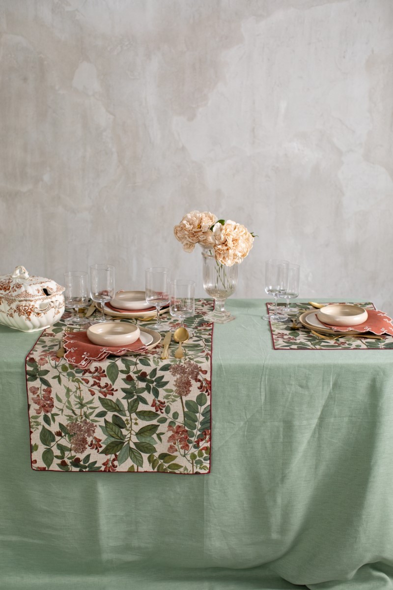 Chemin de table enduit en lin et viscose
