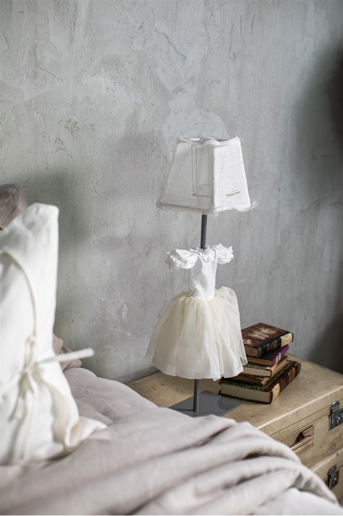 Frida Lamp 2