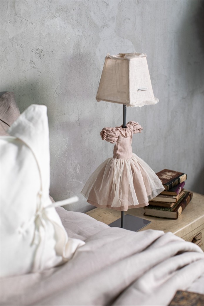 Frida Lamp 2