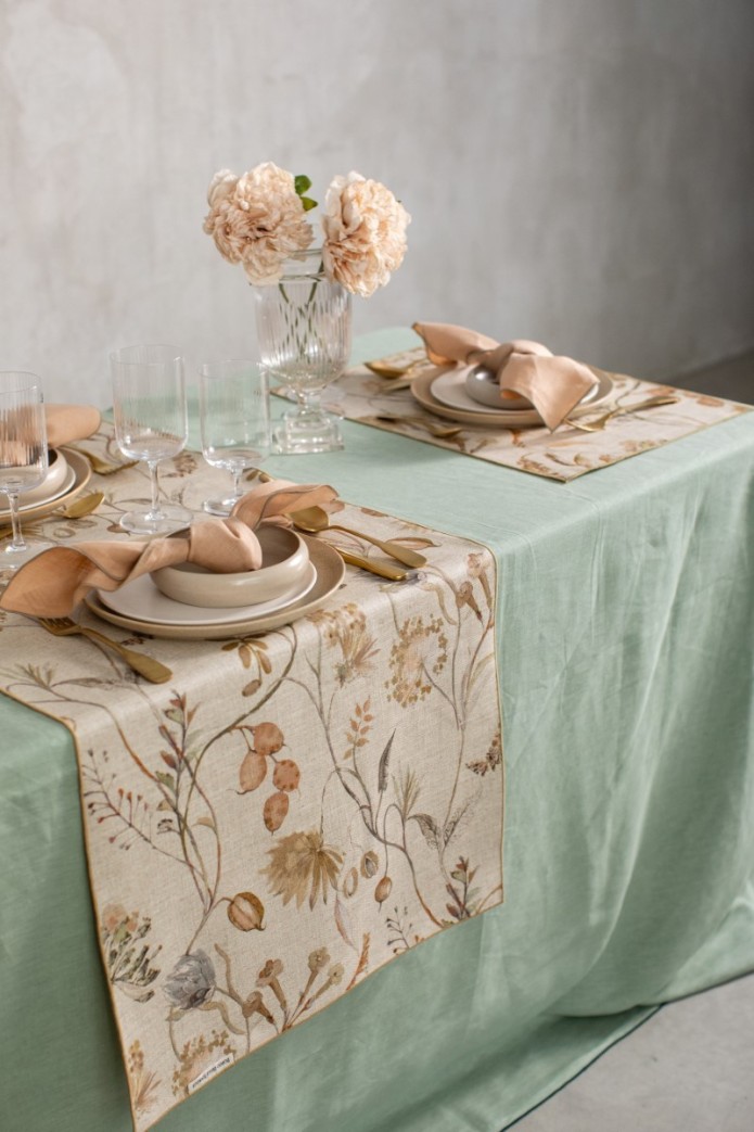 Chemin de table enduit en lin et viscose  2