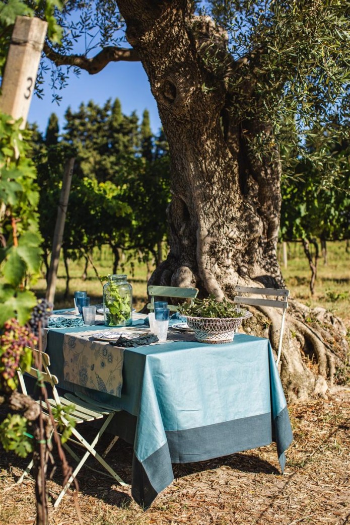 Stain Resistant Linen Bauhaus Tablecloth 2
