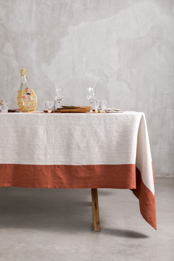 Stain Resistant Linen Bauhaus Tablecloth 2