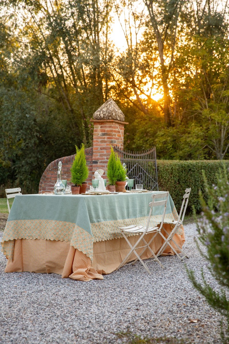 Linen Tablecloth Nastri