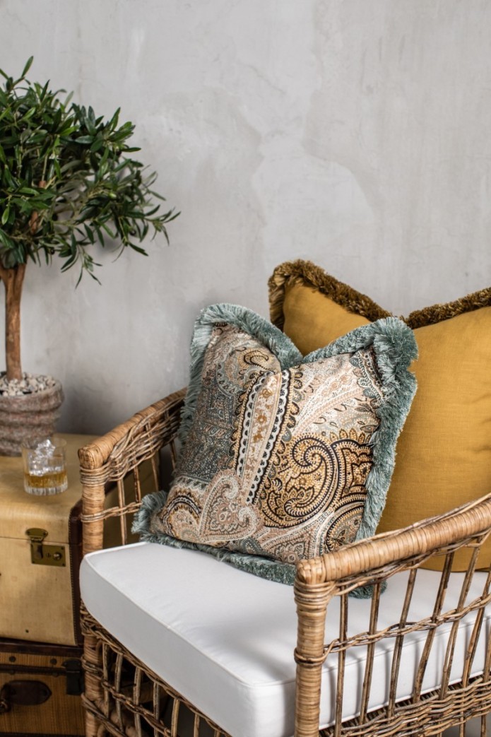 Elena Velvet Fringed Pillowcase