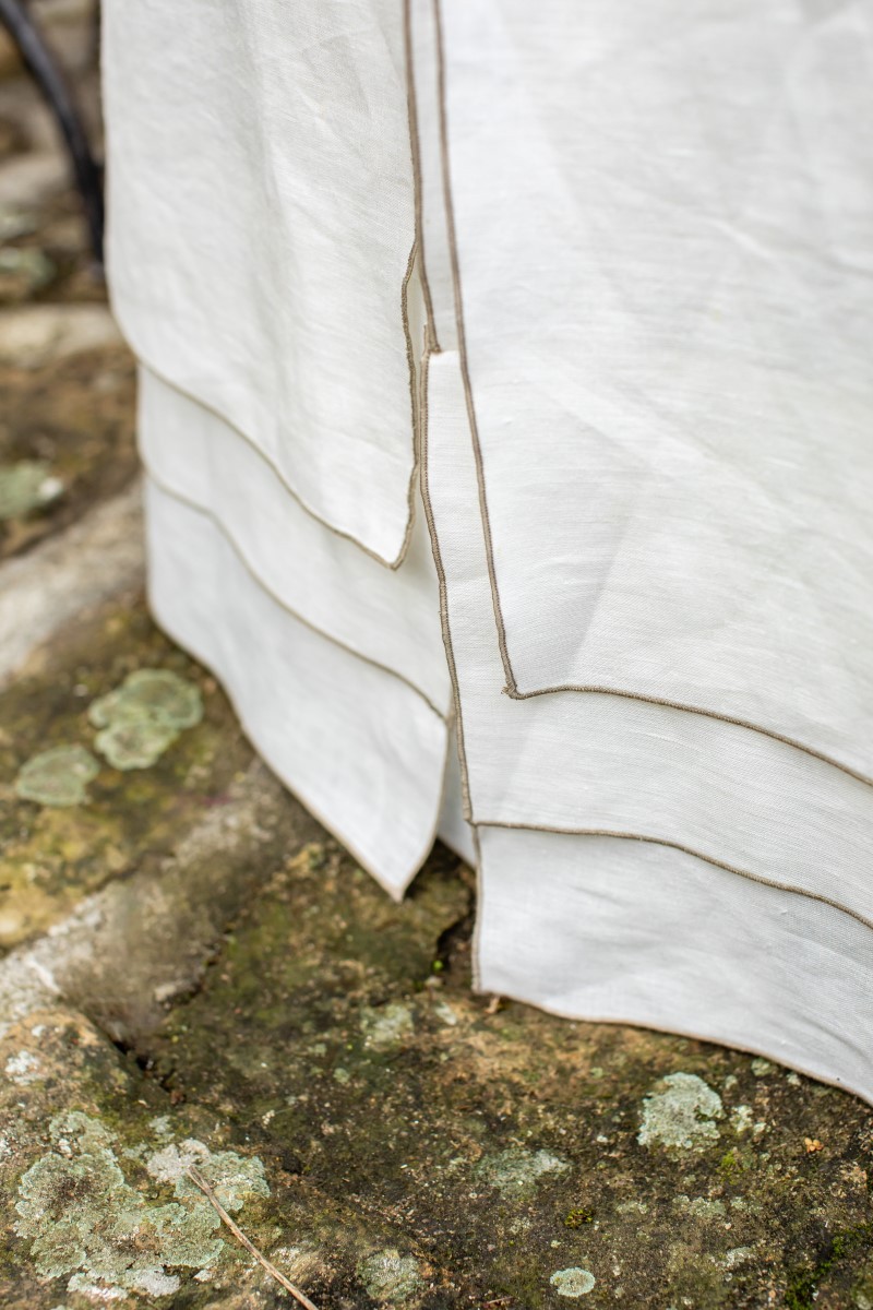 Diana Linen Tablecloth