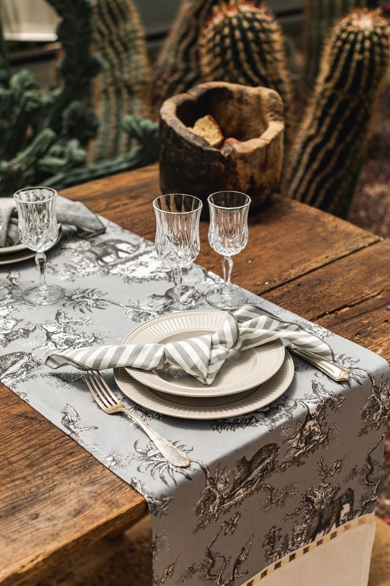 Riviera Runner in Stain Resistant Cotton