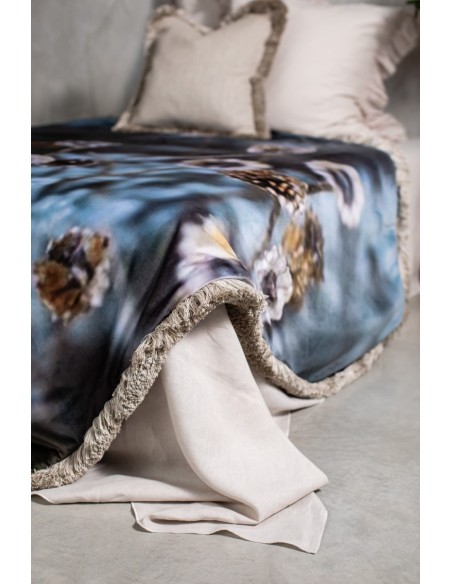 Petals Velvet Fringe Bedspread