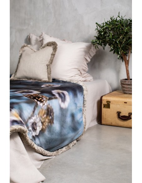 Petals Velvet Fringe Bedspread