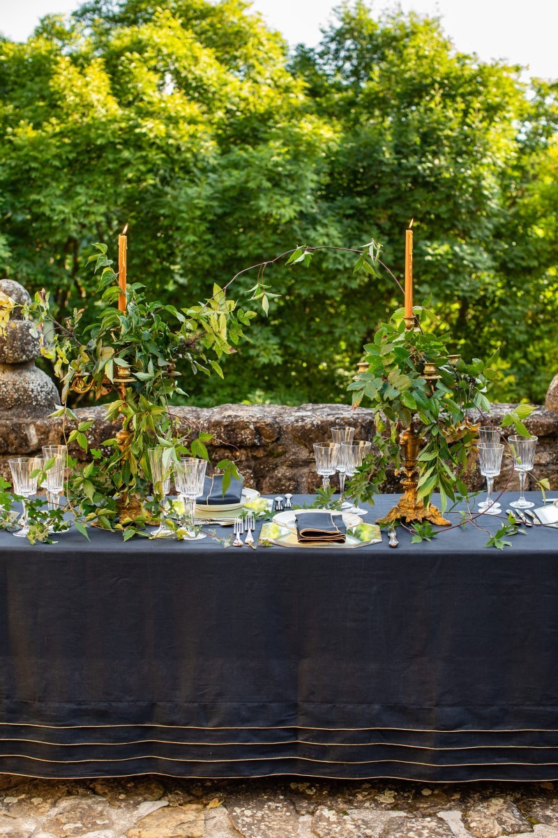 Linen Sfogliatella Tablecloth