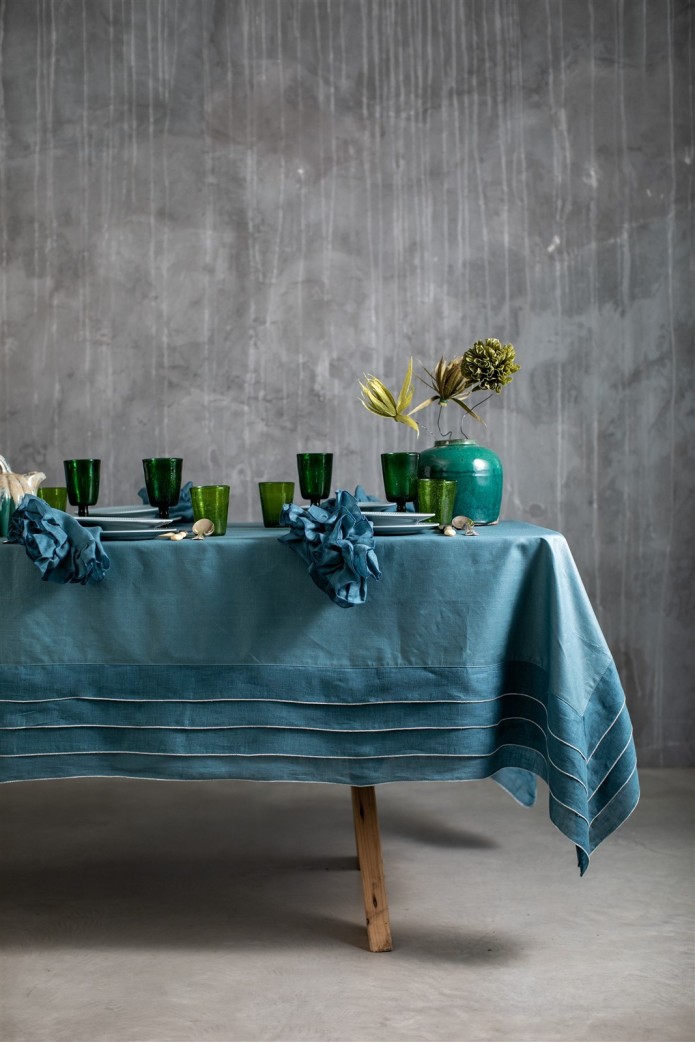 Linen Sfogliatella Tablecloth