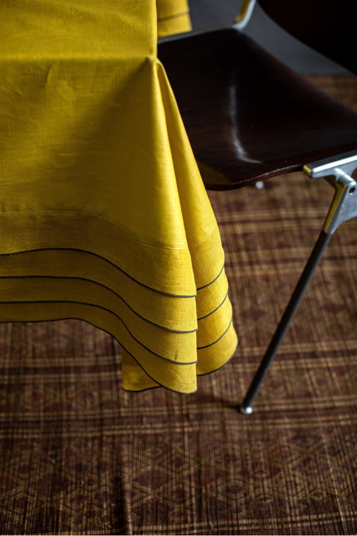 Linen Sfogliatella Tablecloth 2