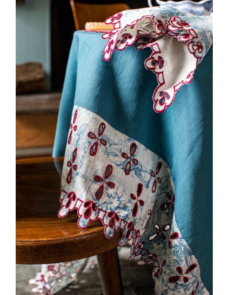 Amalfi Stain Resistant Linen Tablecloth