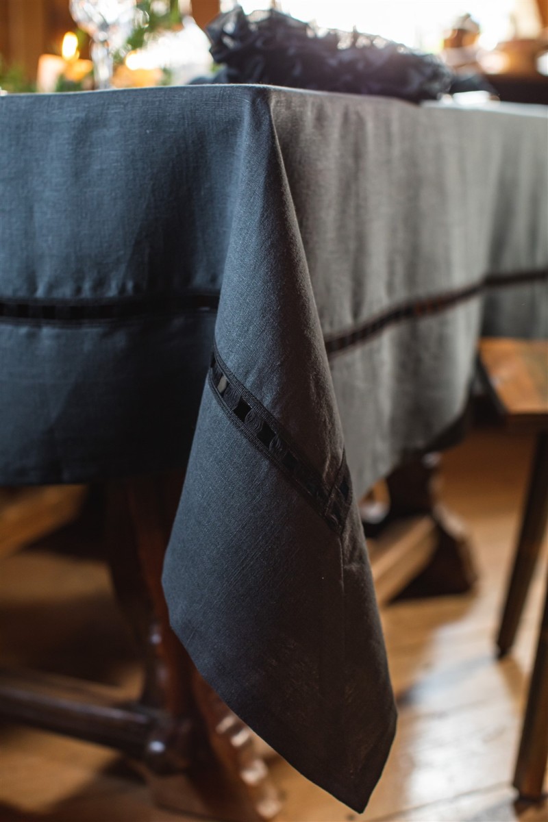 Riviera Linen Tablecloth +