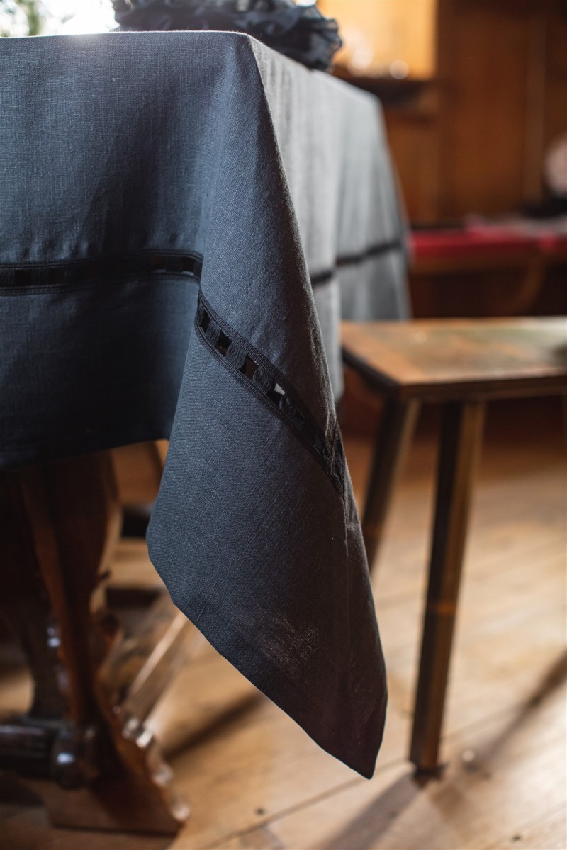 Riviera Linen Tablecloth +