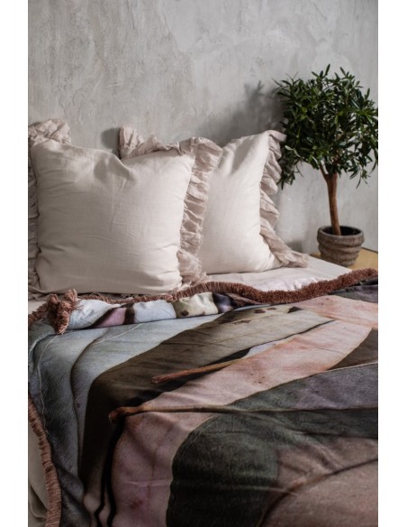 Petals Velvet Fringe Bedspread