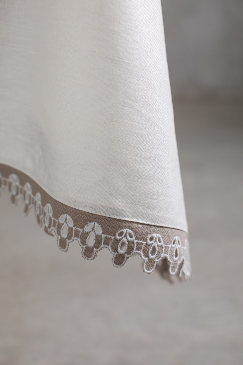 Little Amalfi Stain Resistant Linen Tablecloth