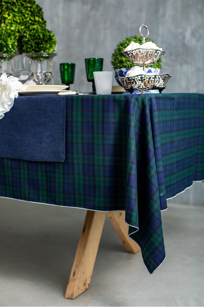 Plaid Filo Tablecloth 2