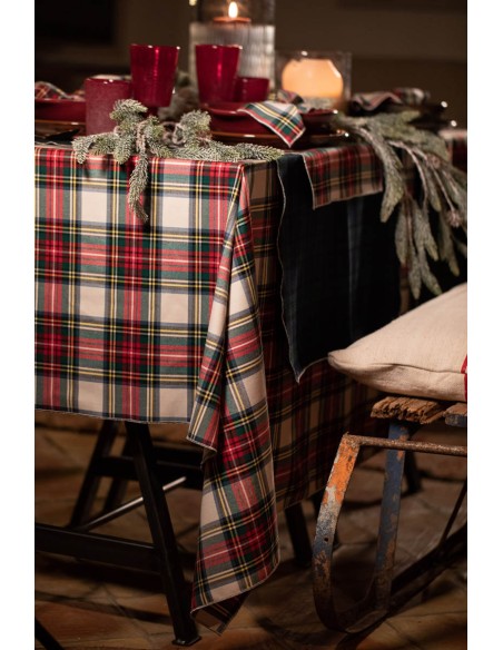 Plaid Filo Tablecloth