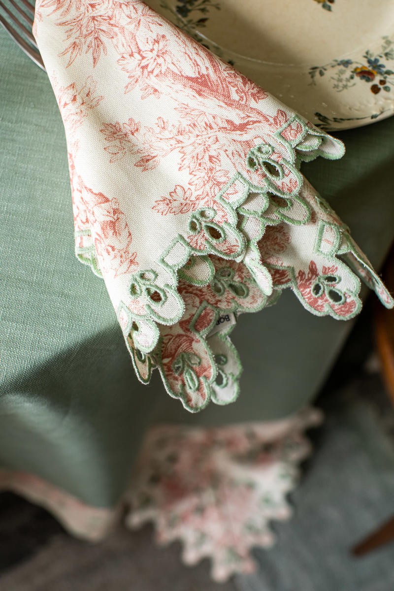 Amalfi Linen Tablecloth