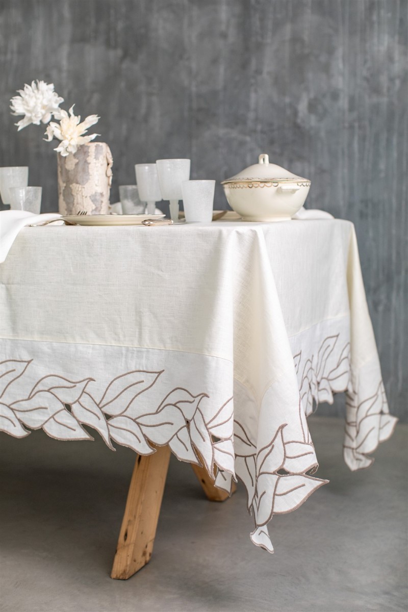 Venice Stain Resistant Linen Tablecloth