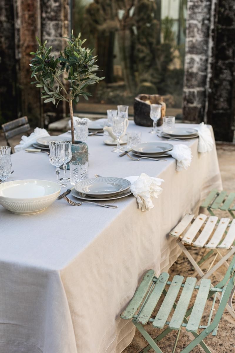 Stain Resistant Linen Sfogliatella Tablecloth