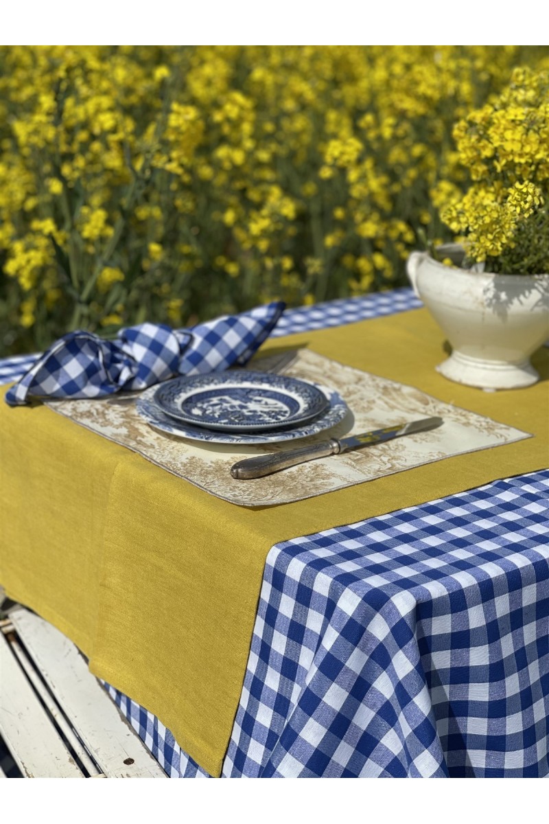 Chemin de table en lin enduit