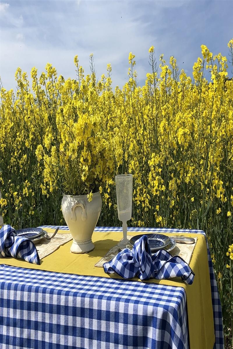 Chemin de table en lin enduit