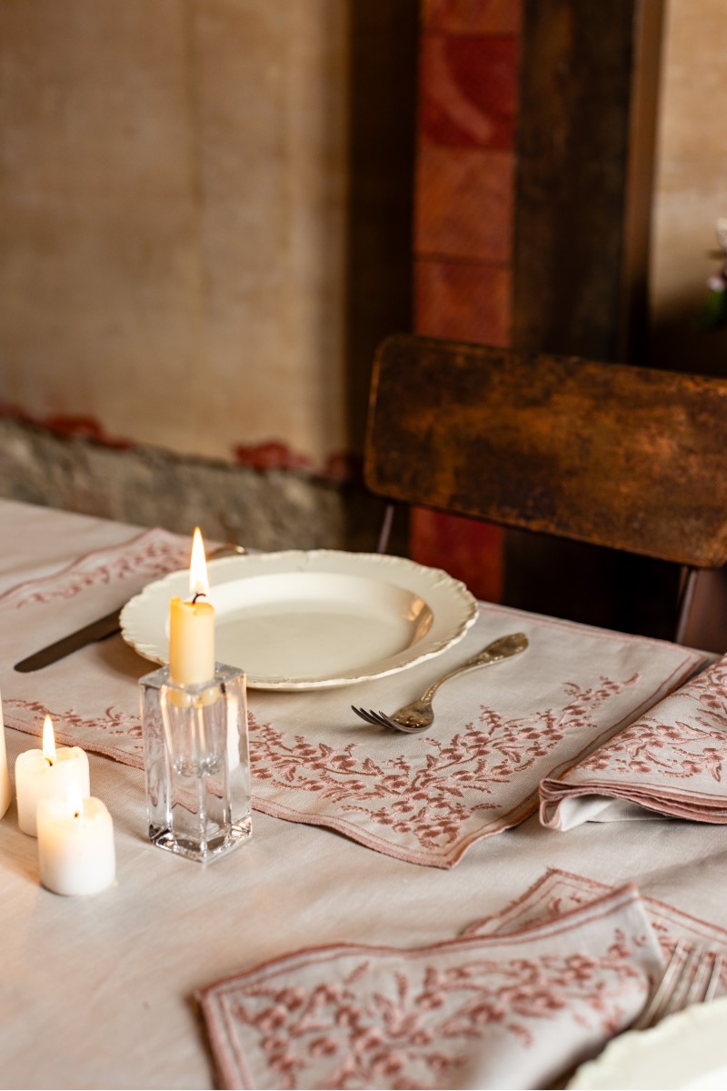 Venaria Placemat in Stain Resistant Linen