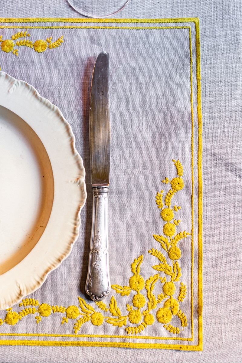 Venaria Placemat in Stain Resistant Linen