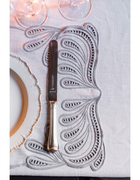 Tecla Linen Placemat