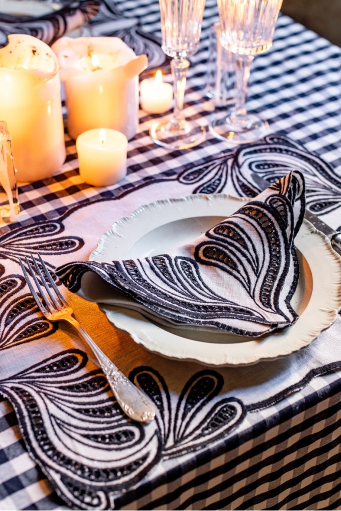 Tecla Linen Placemat 2