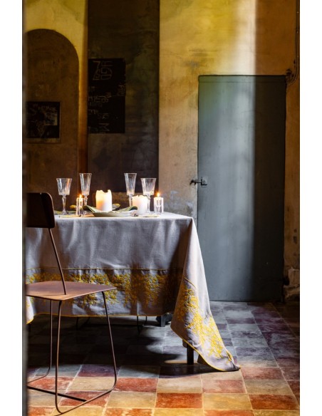 Venaria Stain Resistant Linen Tablecloth