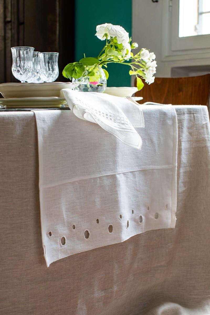 Eva Runner in Stain Resistant Linen