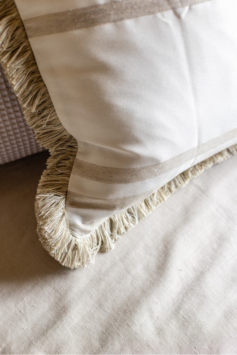 Taie d'oreiller avec franges