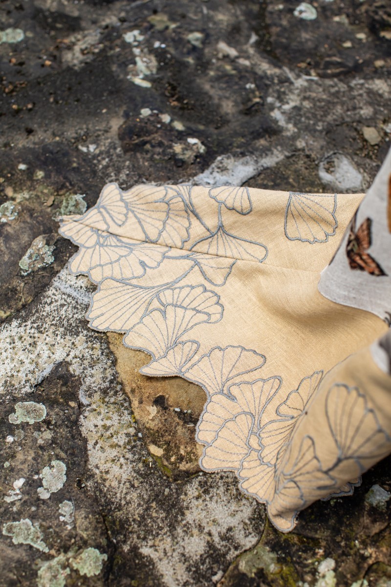 Ginkgo Tablecloth in Viscose Linen