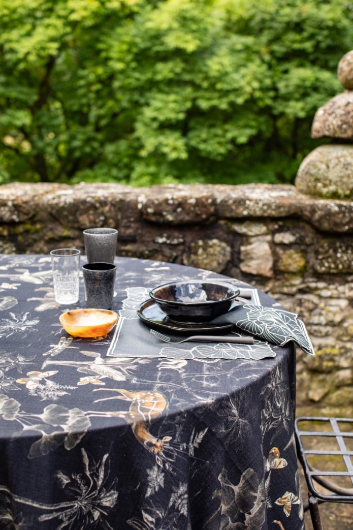 Ginkgo Tablecloth in Viscose Linen