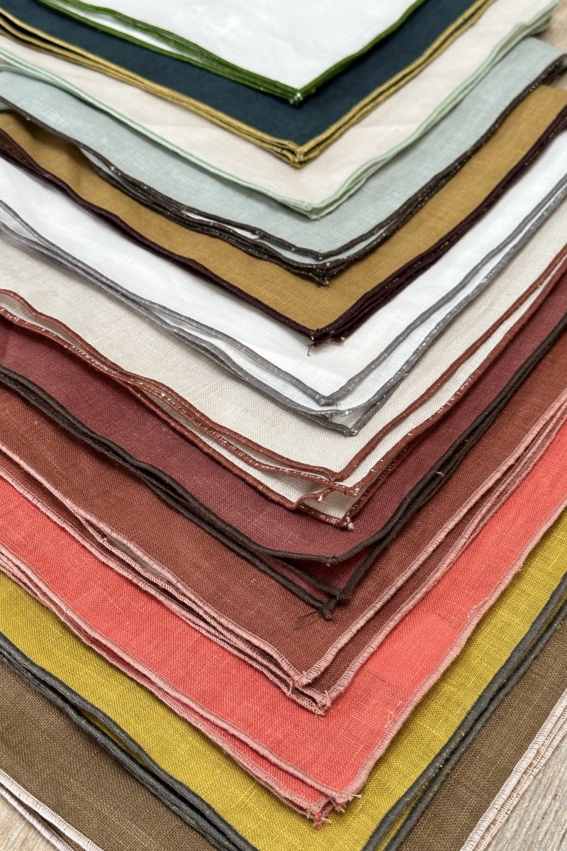 Set di 12 Tovaglioli Filo Assortiti