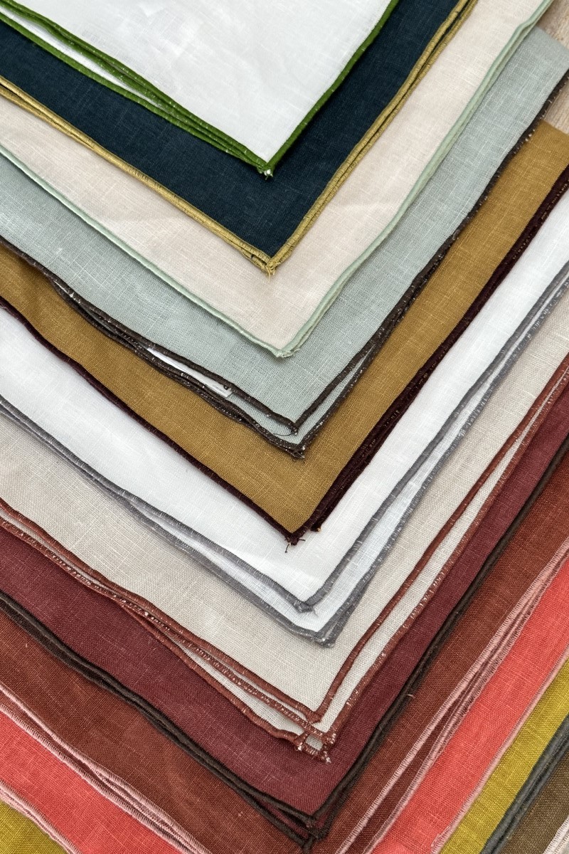 Set di 12 Tovaglioli Filo Assortiti