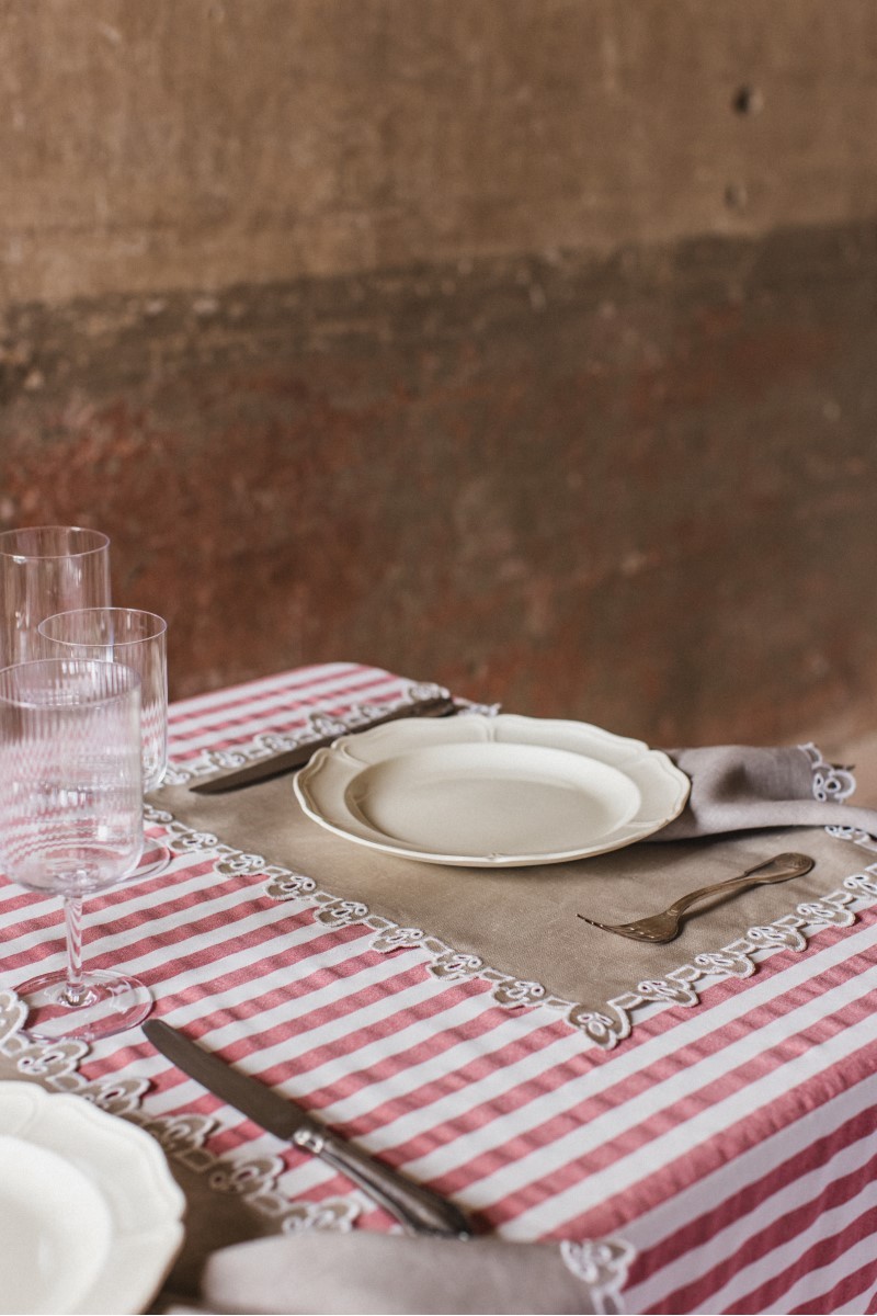 Set de table Amalfi en lin antitache