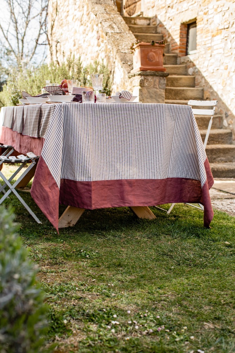 Tovaglia Bauhaus in Cotone Antimacchia +